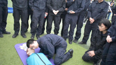 beat365平台官方网站运动防护队到警院宣讲急救知识