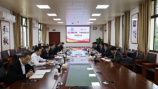 右江民族医学院党委书记李雪斌、校长黄龙坚带队到beat365官网考察交流