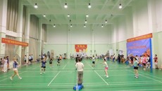 全胜卫冕！第一附属医院羽毛球队蝉联beat365平台官方网站2026年教职工羽毛球比赛冠军