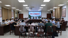 学校召开青年人才代表调研座谈会