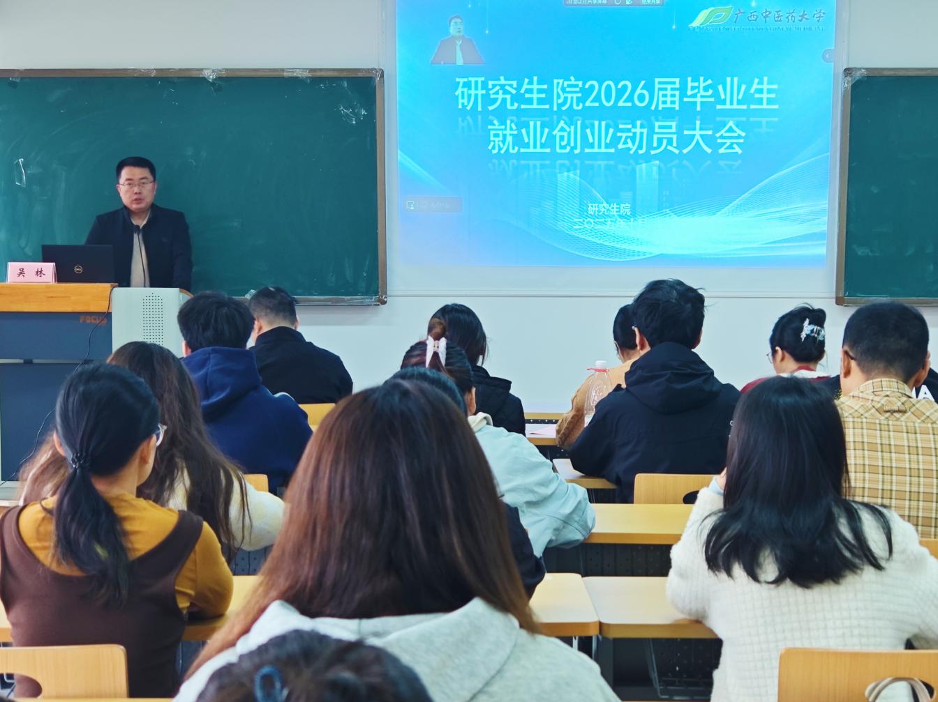 添加图片描述