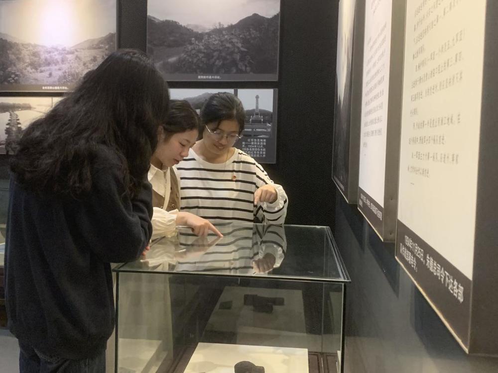 革命纪念馆2